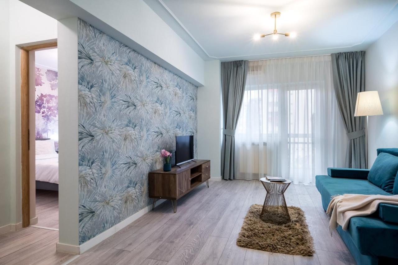 Felicity Apartment By The Park Boekarest Buitenkant foto