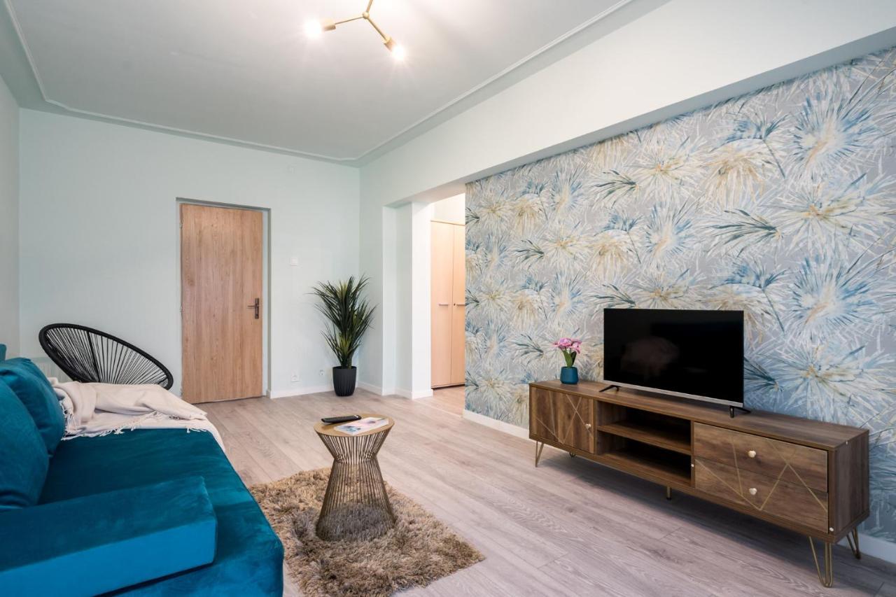 Felicity Apartment By The Park Boekarest Buitenkant foto