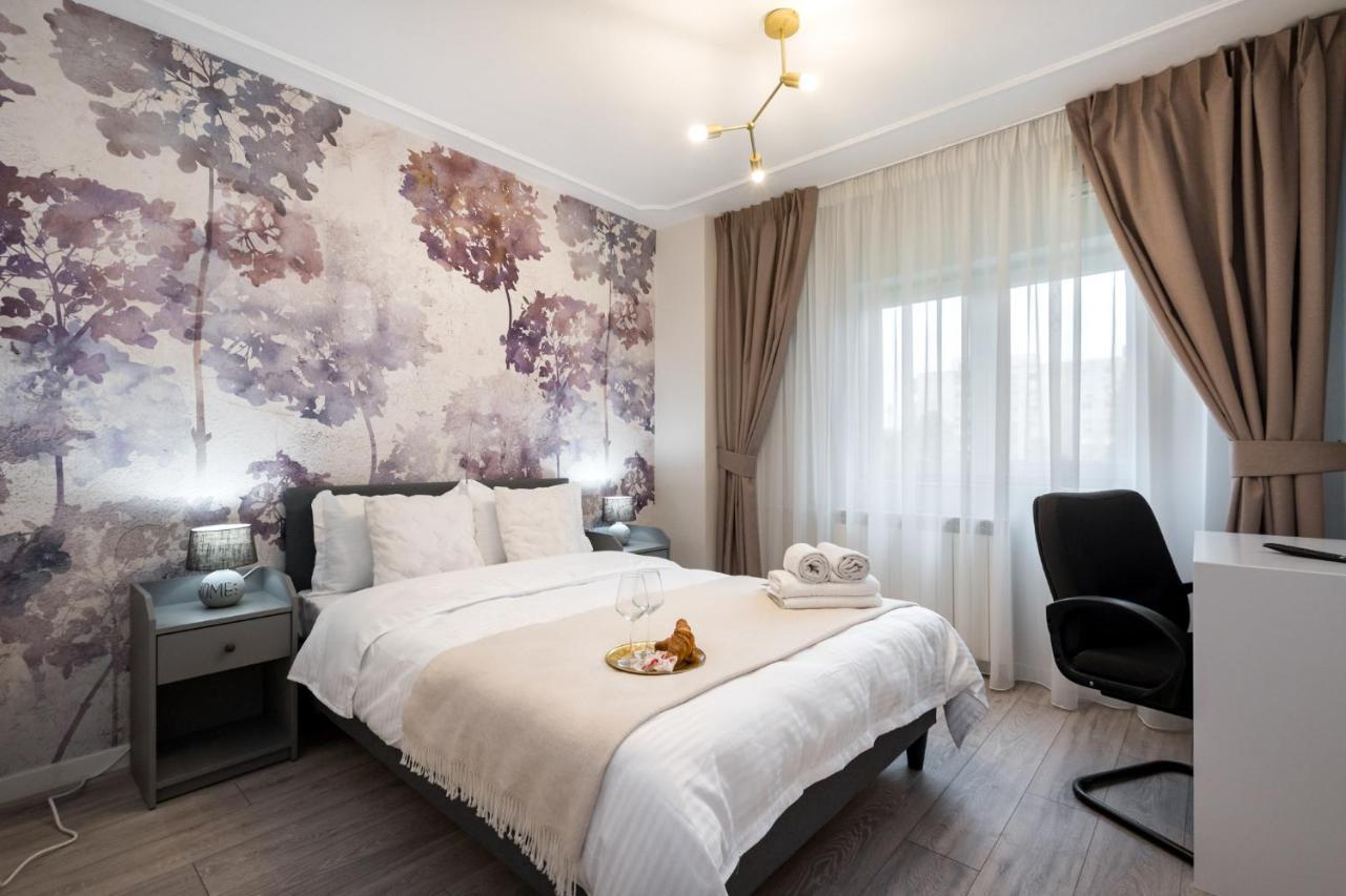 Felicity Apartment By The Park Boekarest Buitenkant foto